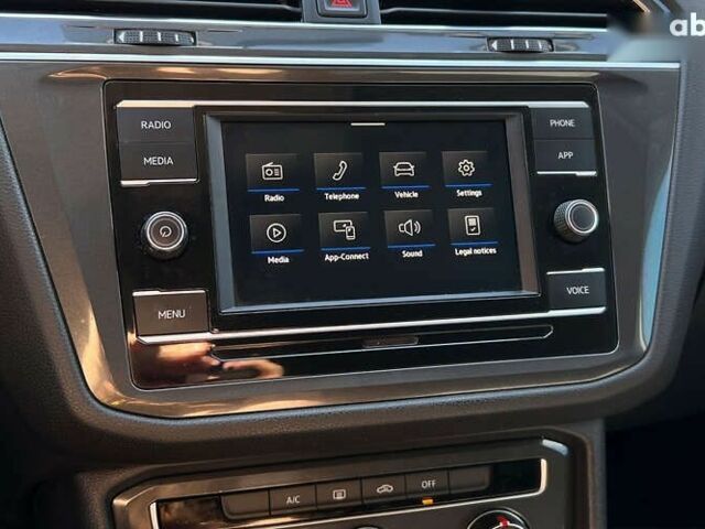 Фольксваген Тігуан, об'ємом двигуна 2 л та пробігом 211 тис. км за 16999 $, фото 21 на Automoto.ua