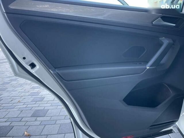 Фольксваген Тігуан, об'ємом двигуна 2 л та пробігом 186 тис. км за 27500 $, фото 29 на Automoto.ua