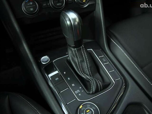 Фольксваген Тигуан, объемом двигателя 2 л и пробегом 31 тыс. км за 23000 $, фото 18 на Automoto.ua