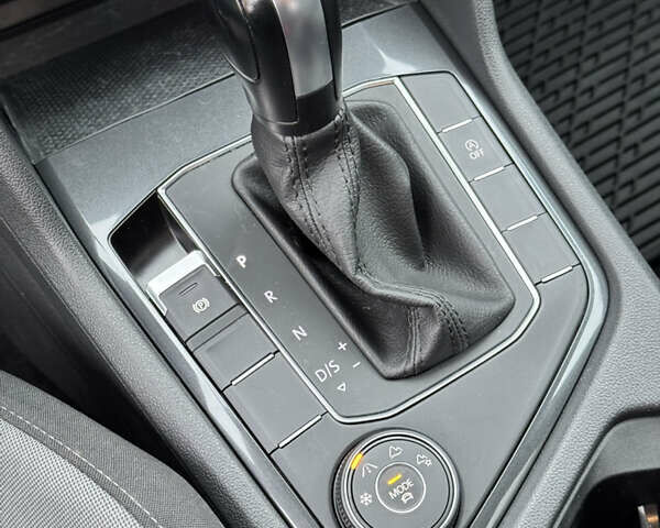 Фольксваген Тигуан, объемом двигателя 1.98 л и пробегом 89 тыс. км за 18800 $, фото 9 на Automoto.ua