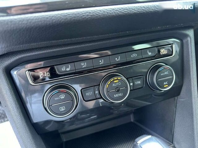 Фольксваген Тігуан, об'ємом двигуна 2 л та пробігом 93 тис. км за 26999 $, фото 10 на Automoto.ua