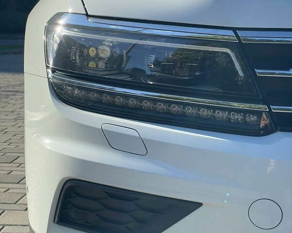 Фольксваген Тігуан, об'ємом двигуна 2 л та пробігом 186 тис. км за 27500 $, фото 18 на Automoto.ua