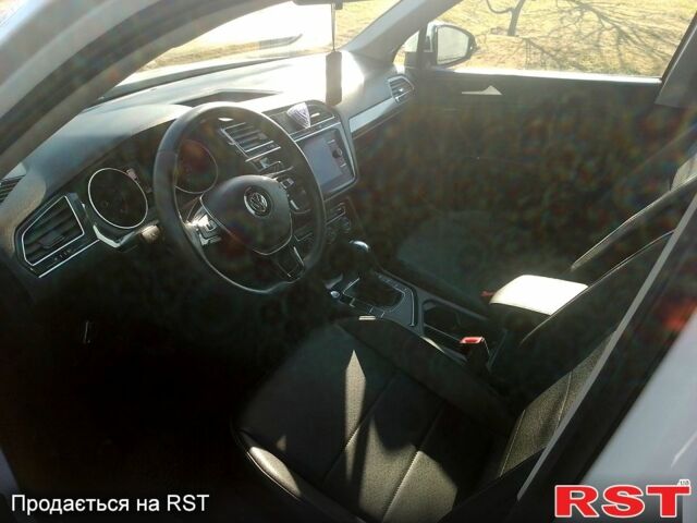 Фольксваген Тигуан, объемом двигателя 2 л и пробегом 0 тыс. км за 26500 $, фото 2 на Automoto.ua