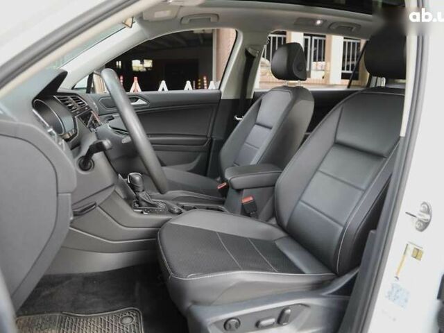 Фольксваген Тигуан, объемом двигателя 2 л и пробегом 31 тыс. км за 23000 $, фото 7 на Automoto.ua