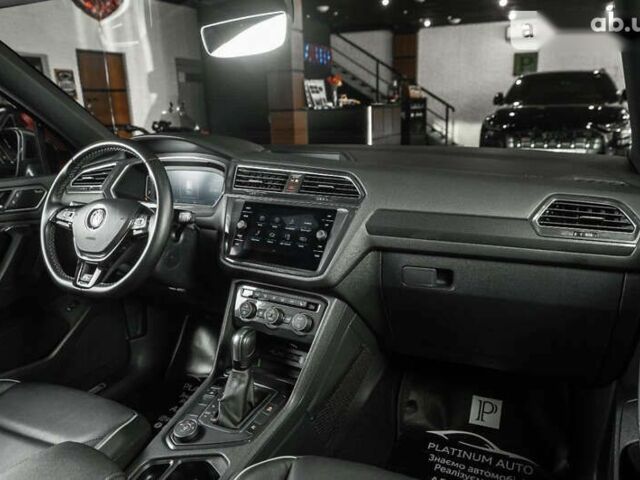 Фольксваген Тігуан, об'ємом двигуна 2 л та пробігом 45 тис. км за 31900 $, фото 17 на Automoto.ua