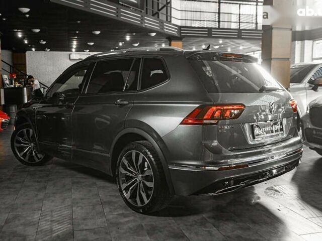 Фольксваген Тігуан, об'ємом двигуна 2 л та пробігом 45 тис. км за 31900 $, фото 2 на Automoto.ua