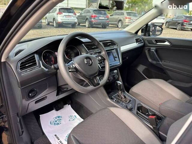 Фольксваген Тигуан, объемом двигателя 2 л и пробегом 211 тыс. км за 16400 $, фото 16 на Automoto.ua