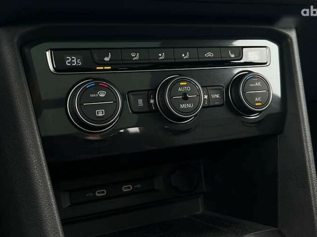 Фольксваген Тигуан, объемом двигателя 2 л и пробегом 80 тыс. км за 33999 $, фото 21 на Automoto.ua