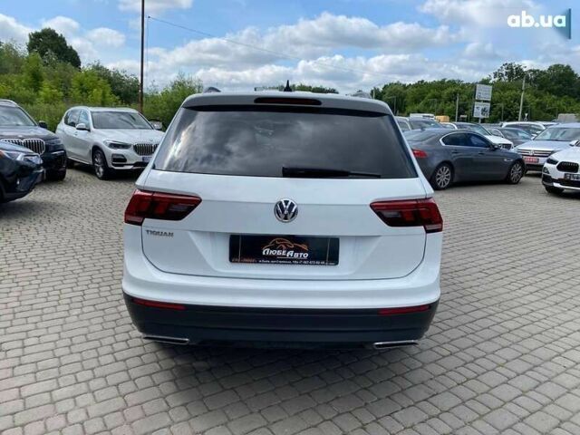 Фольксваген Тигуан, объемом двигателя 2 л и пробегом 33 тыс. км за 18900 $, фото 5 на Automoto.ua