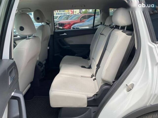 Фольксваген Тигуан, объемом двигателя 2 л и пробегом 33 тыс. км за 18900 $, фото 19 на Automoto.ua