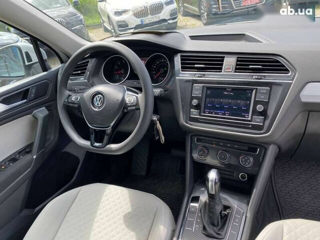 Фольксваген Тигуан, объемом двигателя 2 л и пробегом 33 тыс. км за 18900 $, фото 9 на Automoto.ua