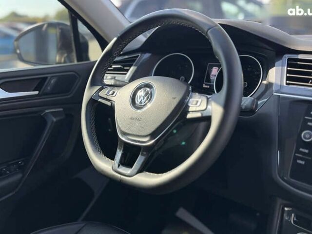 Фольксваген Тигуан, объемом двигателя 2 л и пробегом 103 тыс. км за 23200 $, фото 26 на Automoto.ua