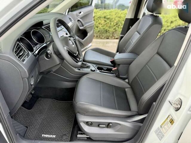 Фольксваген Тігуан, об'ємом двигуна 2 л та пробігом 55 тис. км за 21800 $, фото 11 на Automoto.ua