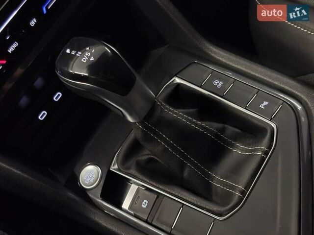 Фольксваген Тігуан, об'ємом двигуна 2 л та пробігом 80 тис. км за 28489 $, фото 9 на Automoto.ua