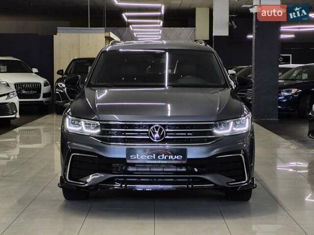 Фольксваген Тігуан, об'ємом двигуна 2 л та пробігом 80 тис. км за 28489 $, фото 5 на Automoto.ua