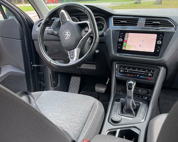 Фольксваген Тигуан, объемом двигателя 2.01 л и пробегом 147 тыс. км за 32900 $, фото 11 на Automoto.ua