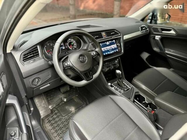 Фольксваген Тігуан, об'ємом двигуна 2 л та пробігом 54 тис. км за 22500 $, фото 17 на Automoto.ua