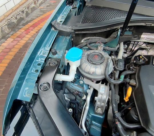 Фольксваген Тігуан, об'ємом двигуна 2 л та пробігом 44 тис. км за 28500 $, фото 5 на Automoto.ua
