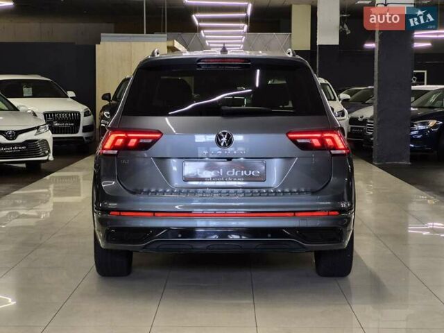 Фольксваген Тігуан, об'ємом двигуна 2 л та пробігом 80 тис. км за 28489 $, фото 4 на Automoto.ua
