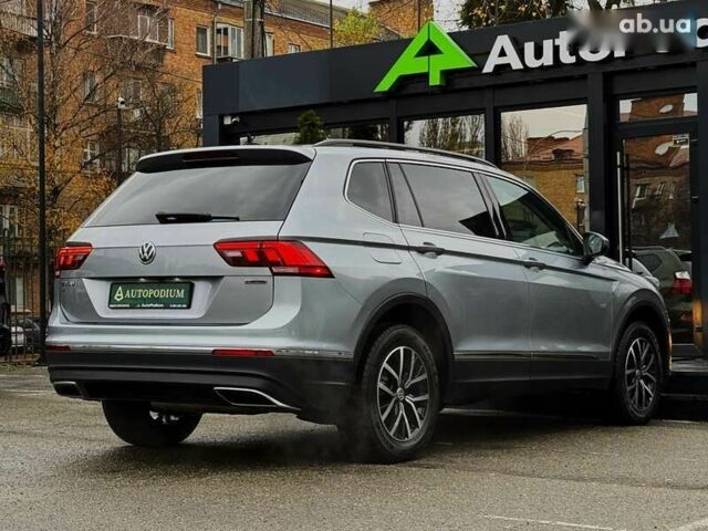 Фольксваген Тигуан, объемом двигателя 2 л и пробегом 100 тыс. км за 23999 $, фото 17 на Automoto.ua