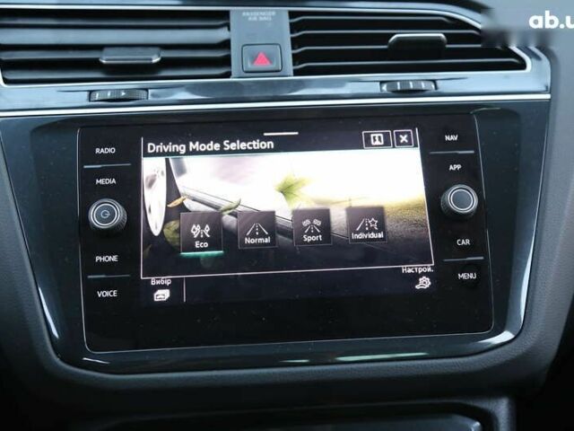 Фольксваген Тигуан, объемом двигателя 2 л и пробегом 145 тыс. км за 36900 $, фото 18 на Automoto.ua