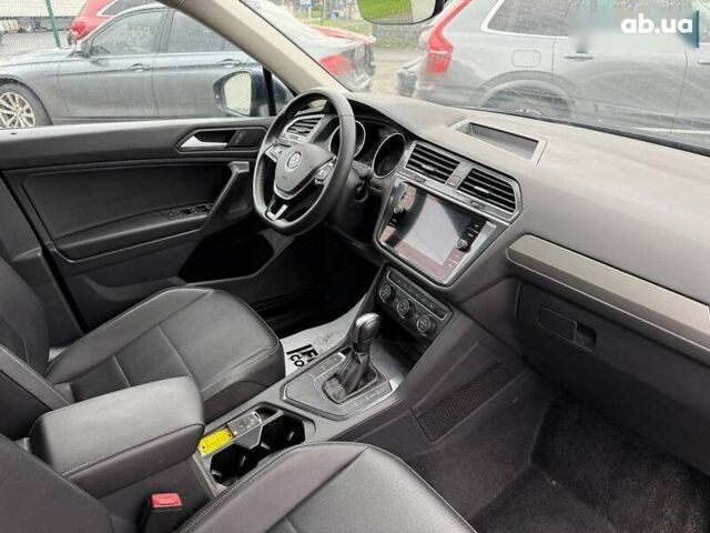 Фольксваген Тигуан, объемом двигателя 2 л и пробегом 229 тыс. км за 12700 $, фото 12 на Automoto.ua