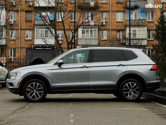 Фольксваген Тигуан, объемом двигателя 2 л и пробегом 100 тыс. км за 23999 $, фото 11 на Automoto.ua