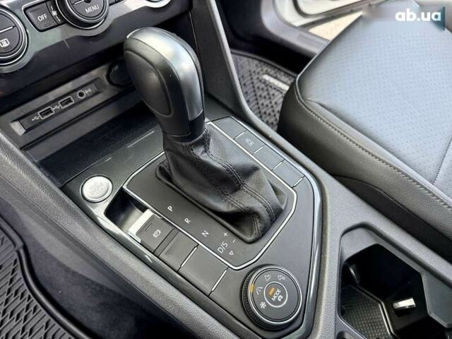 Фольксваген Тігуан, об'ємом двигуна 2 л та пробігом 55 тис. км за 21800 $, фото 16 на Automoto.ua