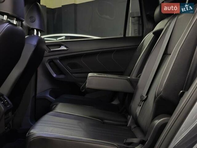 Фольксваген Тігуан, об'ємом двигуна 2 л та пробігом 80 тис. км за 28489 $, фото 12 на Automoto.ua