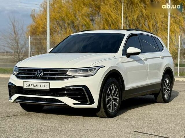 Фольксваген Тігуан, об'ємом двигуна 2 л та пробігом 55 тис. км за 21800 $, фото 1 на Automoto.ua