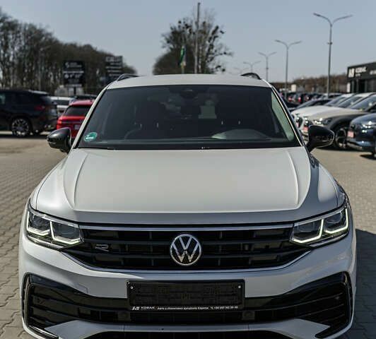 Фольксваген Тигуан, объемом двигателя 2 л и пробегом 193 тыс. км за 33990 $, фото 28 на Automoto.ua