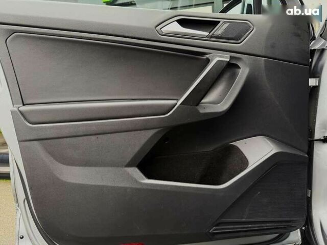 Фольксваген Тигуан, объемом двигателя 2 л и пробегом 100 тыс. км за 23999 $, фото 24 на Automoto.ua