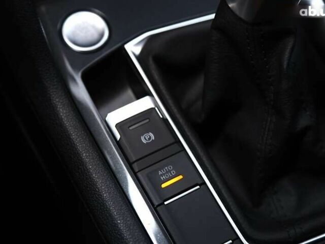 Фольксваген Тигуан, объемом двигателя 2 л и пробегом 14 тыс. км за 41000 $, фото 25 на Automoto.ua