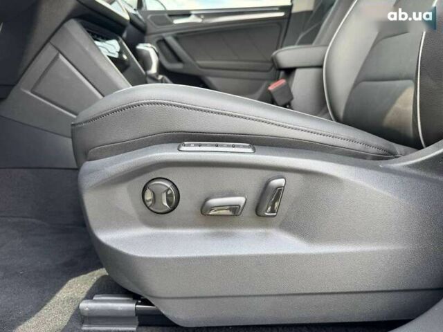 Фольксваген Тигуан, объемом двигателя 2 л и пробегом 15 тыс. км за 39500 $, фото 26 на Automoto.ua