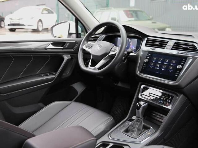 Фольксваген Тигуан, объемом двигателя 2 л и пробегом 21 тыс. км за 27900 $, фото 13 на Automoto.ua