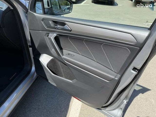 Фольксваген Тігуан, об'ємом двигуна 2 л та пробігом 47 тис. км за 24900 $, фото 25 на Automoto.ua