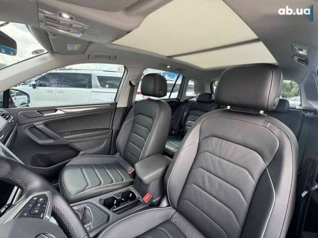 Фольксваген Тигуан, объемом двигателя 2 л и пробегом 15 тыс. км за 39500 $, фото 24 на Automoto.ua