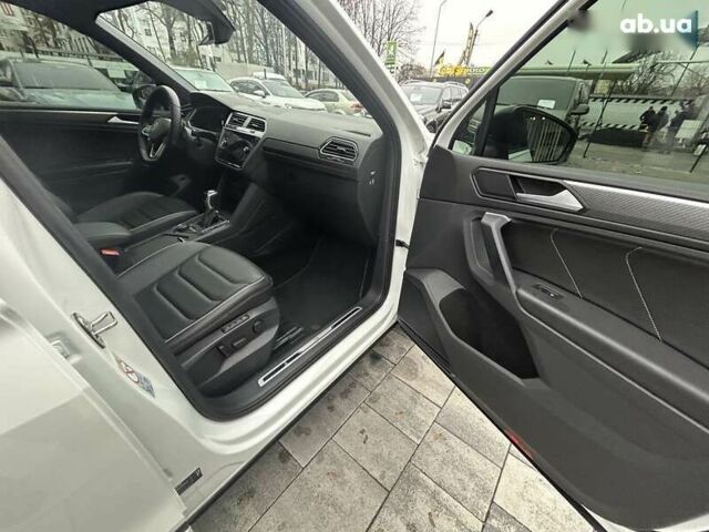 Фольксваген Тігуан, об'ємом двигуна 2 л та пробігом 65 тис. км за 36800 $, фото 29 на Automoto.ua