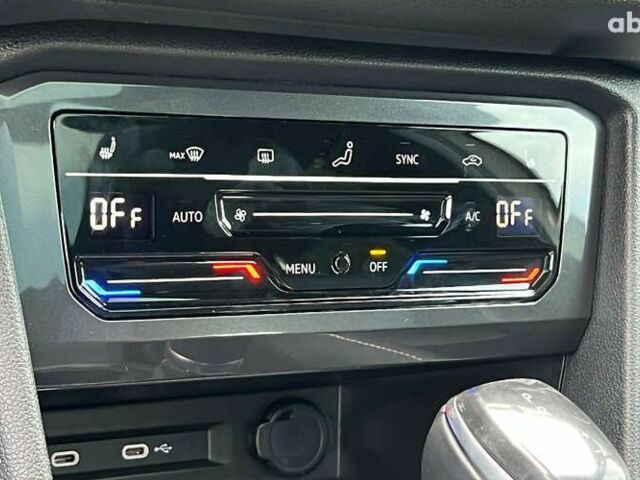 Фольксваген Тігуан, об'ємом двигуна 2 л та пробігом 30 тис. км за 31500 $, фото 16 на Automoto.ua