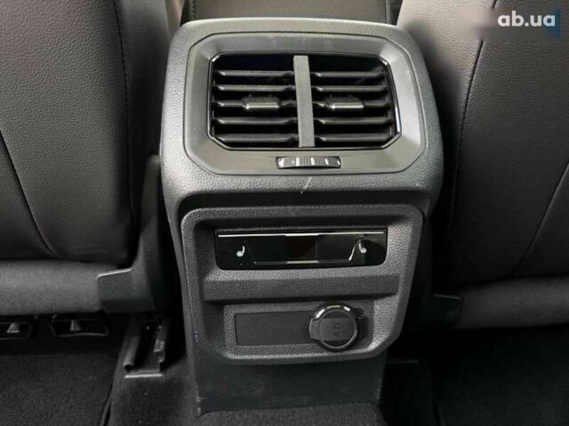 Фольксваген Тигуан, объемом двигателя 2 л и пробегом 15 тыс. км за 39500 $, фото 22 на Automoto.ua