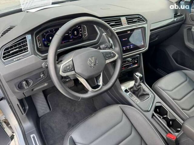 Фольксваген Тигуан, объемом двигателя 2 л и пробегом 15 тыс. км за 39500 $, фото 13 на Automoto.ua
