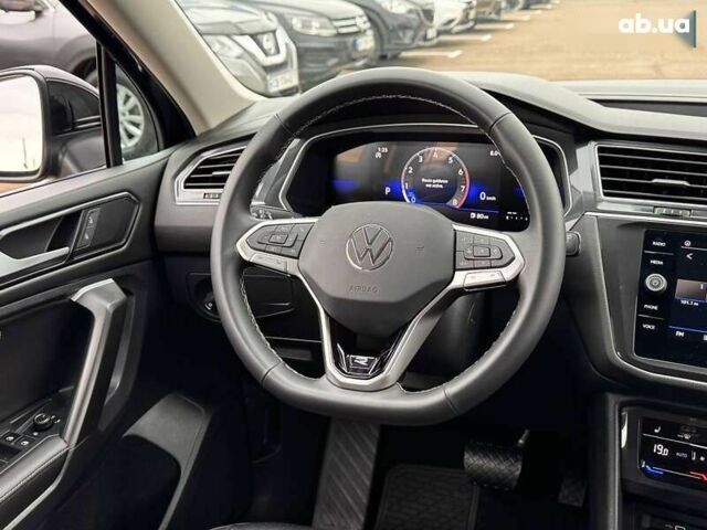 Фольксваген Тигуан, объемом двигателя 2 л и пробегом 14 тыс. км за 28990 $, фото 29 на Automoto.ua