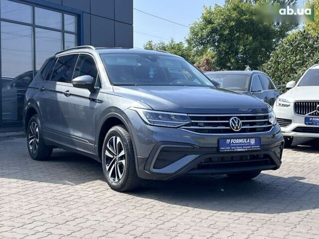 Фольксваген Тігуан, об'ємом двигуна 2 л та пробігом 64 тис. км за 23990 $, фото 3 на Automoto.ua
