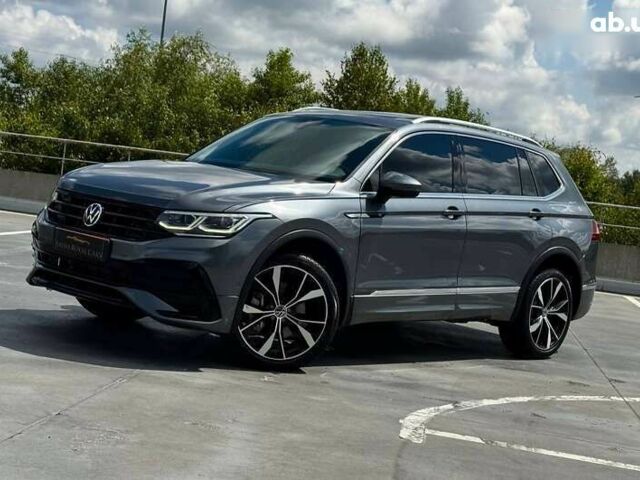 Фольксваген Тігуан, об'ємом двигуна 2 л та пробігом 23 тис. км за 31990 $, фото 2 на Automoto.ua