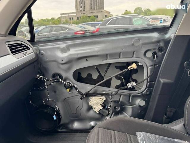 Фольксваген Тигуан, объемом двигателя 2 л и пробегом 44 тыс. км за 16300 $, фото 11 на Automoto.ua