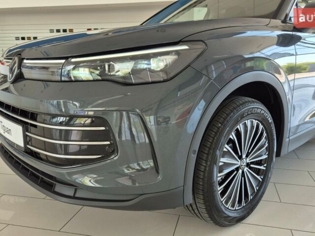 Фольксваген Тигуан, объемом двигателя 1.97 л и пробегом 0 тыс. км за 45900 $, фото 10 на Automoto.ua