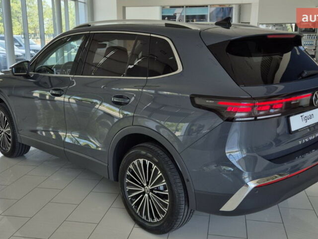 Фольксваген Тигуан, объемом двигателя 1.97 л и пробегом 0 тыс. км за 45900 $, фото 9 на Automoto.ua