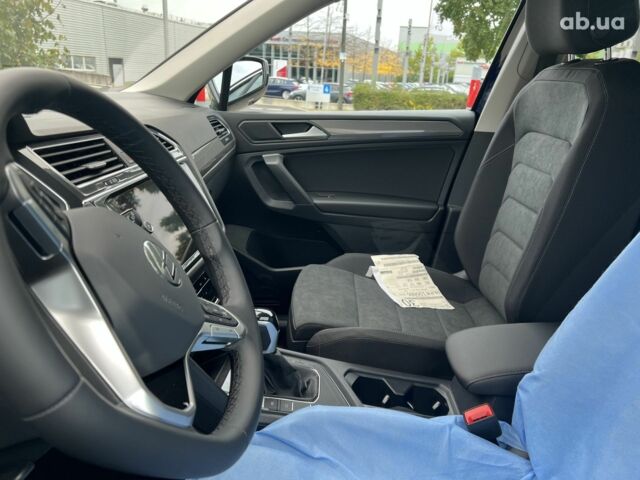 Фольксваген Тигуан, объемом двигателя 2 л и пробегом 0 тыс. км за 52384 $, фото 12 на Automoto.ua