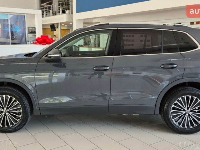 Фольксваген Тигуан, объемом двигателя 1.97 л и пробегом 0 тыс. км за 45900 $, фото 2 на Automoto.ua