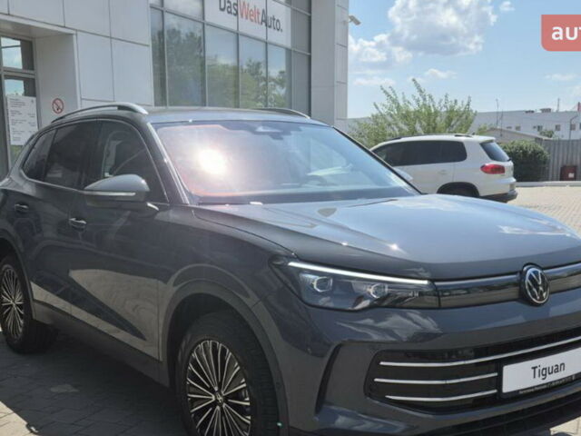 Фольксваген Тигуан, объемом двигателя 1.97 л и пробегом 0 тыс. км за 48925 $, фото 2 на Automoto.ua